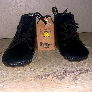 Black Unisex leather Dr. Martens crib shoes size us 2.